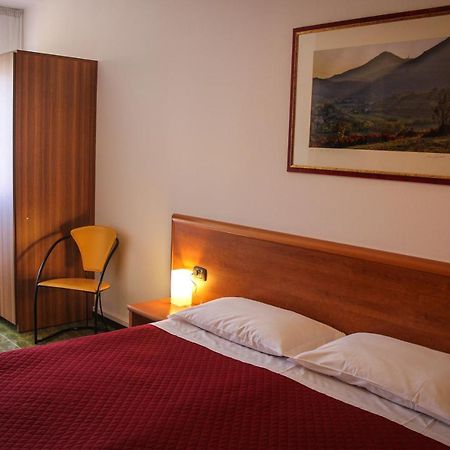 Hotel Centrale Эсте Экстерьер фото