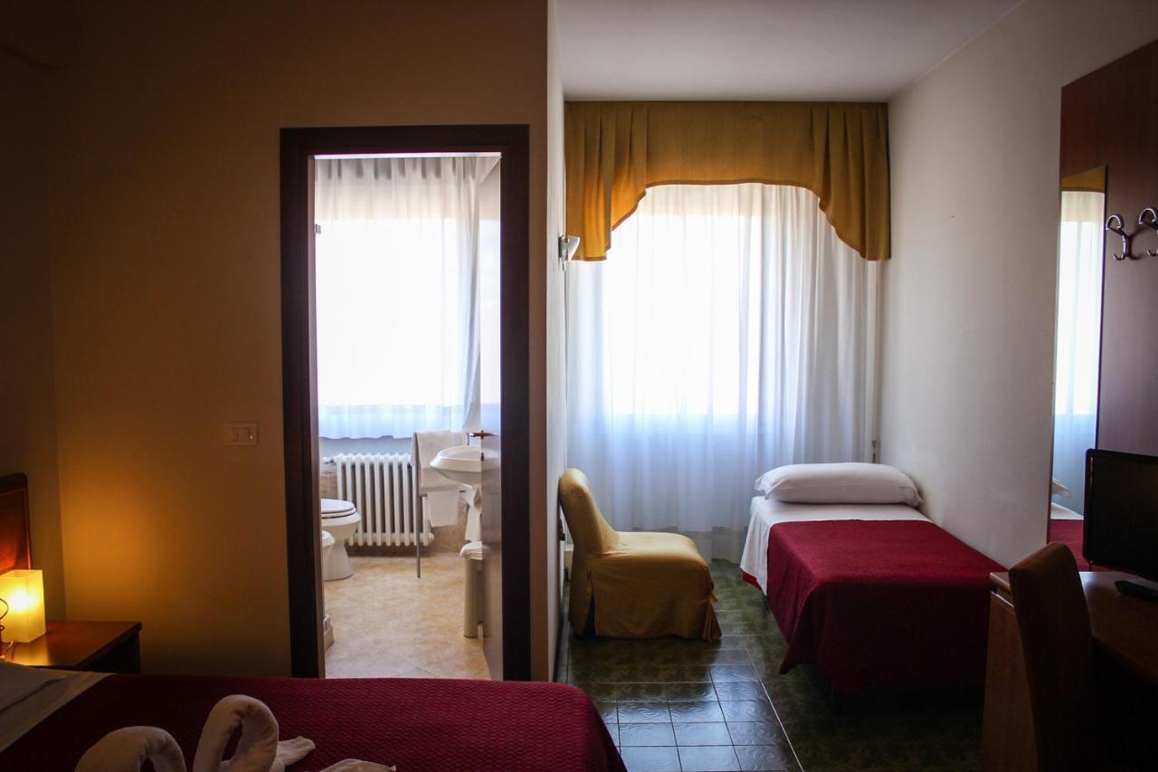 Hotel Centrale Эсте Экстерьер фото